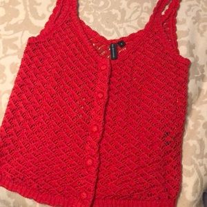 Red knitted tank